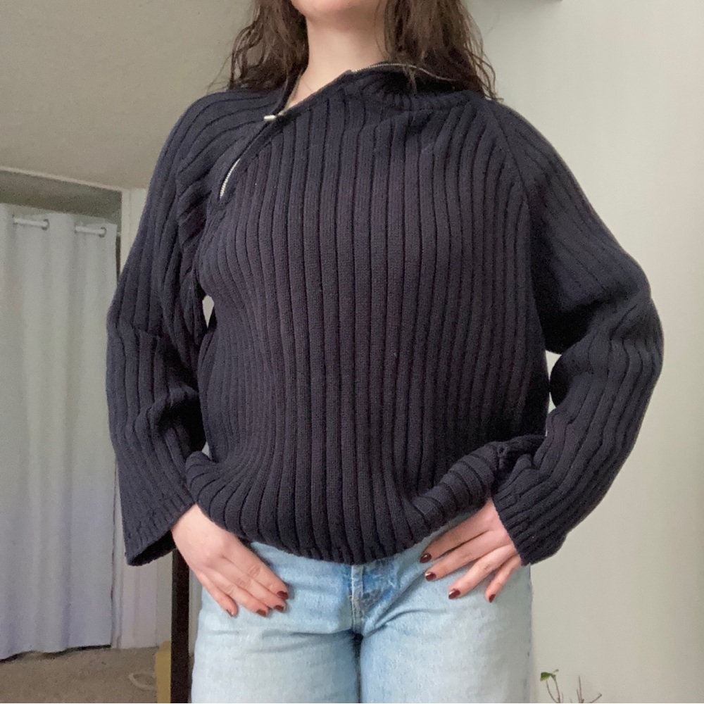 Zara Navy Blue Ribbed Sweater